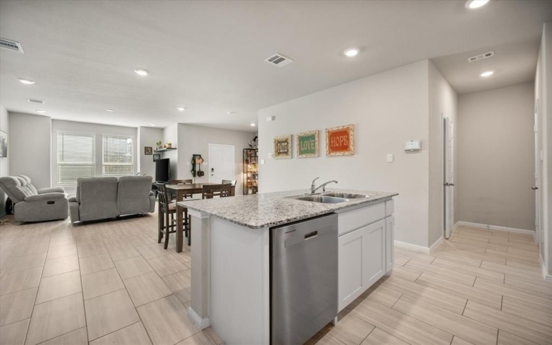 3133 Strawberry Farm Lane, Fort Worth, TX 76140, 3 Habitaciones Habitaciones , ,2 BañosBaños,Residential,En Venta,3133 Strawberry Farm Lane,0,21114706