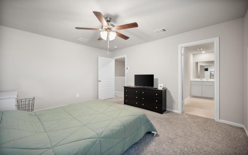 3133 Strawberry Farm Lane, Fort Worth, TX 76140, 3 Habitaciones Habitaciones , ,2 BañosBaños,Residential,En Venta,3133 Strawberry Farm Lane,0,21114706