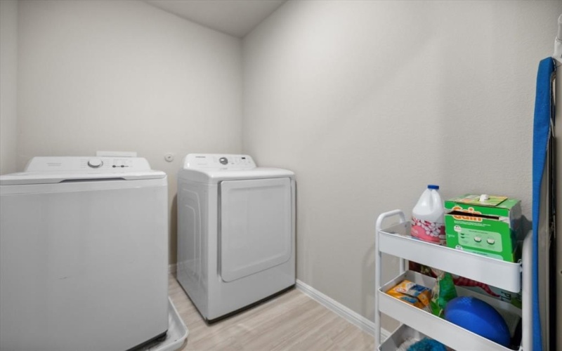 3133 Strawberry Farm Lane, Fort Worth, TX 76140, 3 Habitaciones Habitaciones , ,2 BañosBaños,Residential,En Venta,3133 Strawberry Farm Lane,0,21114706