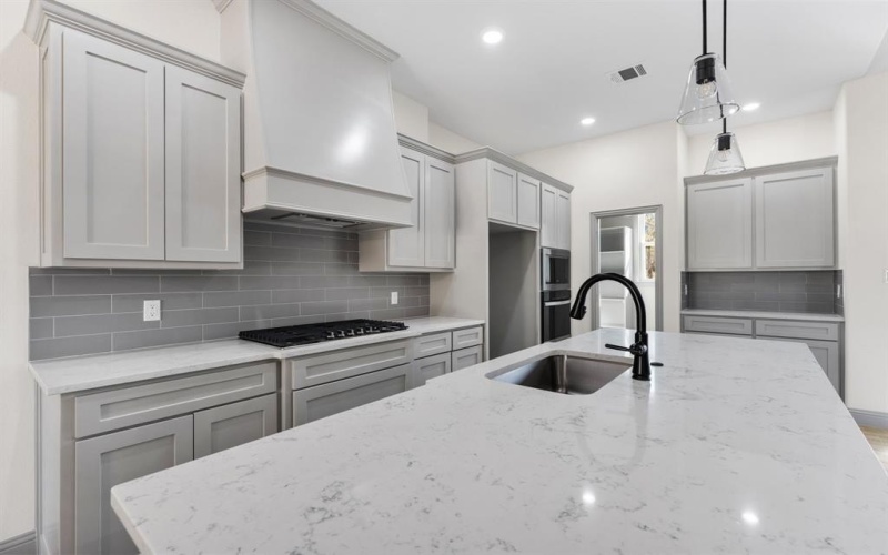 1516 PORTS O CALL Court, Granbury, TX 76048, 4 Bedrooms Bedrooms, ,3 BathroomsBathrooms,Residential,For Sale,1516 PORTS O CALL Court,0,21115113