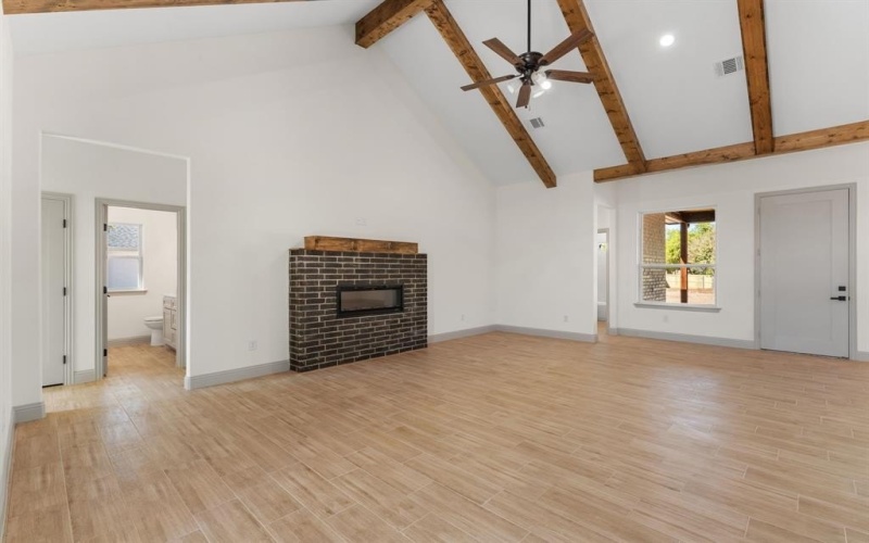 1516 PORTS O CALL Court, Granbury, TX 76048, 4 Bedrooms Bedrooms, ,3 BathroomsBathrooms,Residential,For Sale,1516 PORTS O CALL Court,0,21115113