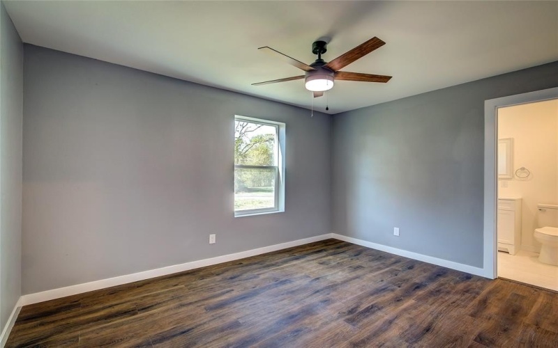 520 N 1st Street, Point, TX 75472, 3 Habitaciones Habitaciones , ,2 BañosBaños,Residential,En Venta,520 N 1st Street,0,21115750