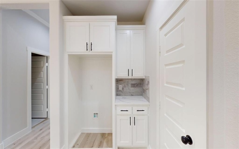 1609 Sharon Street, Arlington, TX 76010, 4 Habitaciones Habitaciones , ,2 BañosBaños,Residential,En Venta,1609 Sharon Street,0,21115925