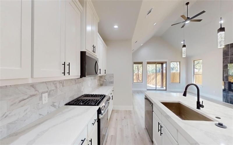 1609 Sharon Street, Arlington, TX 76010, 4 Habitaciones Habitaciones , ,2 BañosBaños,Residential,En Venta,1609 Sharon Street,0,21115925