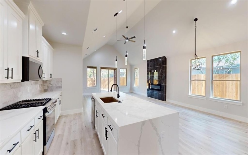 1609 Sharon Street, Arlington, TX 76010, 4 Habitaciones Habitaciones , ,2 BañosBaños,Residential,En Venta,1609 Sharon Street,0,21115925