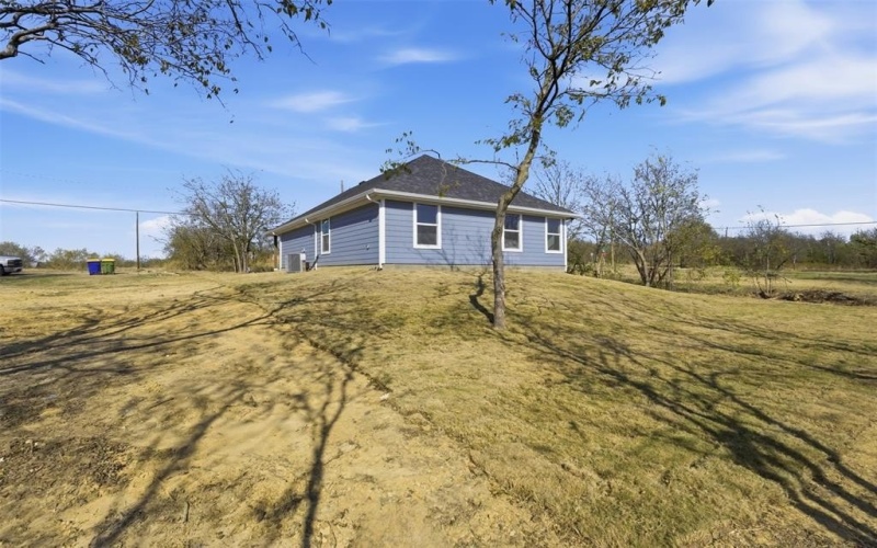 214 W Madison Street, Hillsboro, TX 76645, 3 Bedrooms Bedrooms, ,2 BathroomsBathrooms,Residential,For Sale,214 W Madison Street,0,21115970