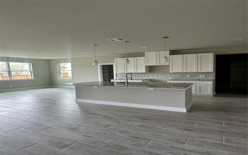 1326 Diceman Avenue, Dallas, TX 75203, 4 Habitaciones Habitaciones , ,3 BañosBaños,Residential,En Venta,1326 Diceman Avenue,0,21116006