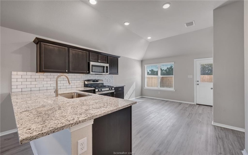 2794 Buccaneer Trail, Bryan, TX 77803, 3 Bedrooms Bedrooms, ,2 BathroomsBathrooms,Residential,For Sale,2794 Buccaneer Trail,0,25010902