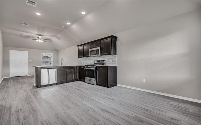 2794 Buccaneer Trail, Bryan, TX 77803, 3 Bedrooms Bedrooms, ,2 BathroomsBathrooms,Residential,For Sale,2794 Buccaneer Trail,0,25010902