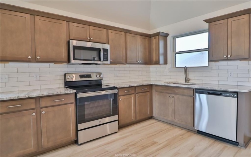 2795 Buccaneer Way, Bryan, TX 77803, 3 Bedrooms Bedrooms, ,2 BathroomsBathrooms,Residential,For Sale,2795 Buccaneer Way,0,25010903