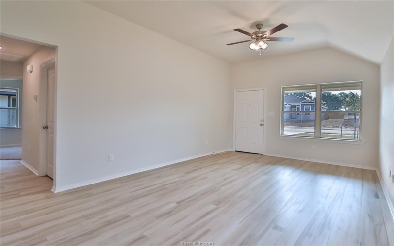 2795 Buccaneer Way, Bryan, TX 77803, 3 Bedrooms Bedrooms, ,2 BathroomsBathrooms,Residential,For Sale,2795 Buccaneer Way,0,25010903