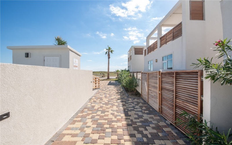 114 Porto Villageo Drive, Port Aransas, TX 78373, 2 Habitaciones Habitaciones , ,2 BañosBaños,Residential,En Venta,114 Porto Villageo Drive,0,467881