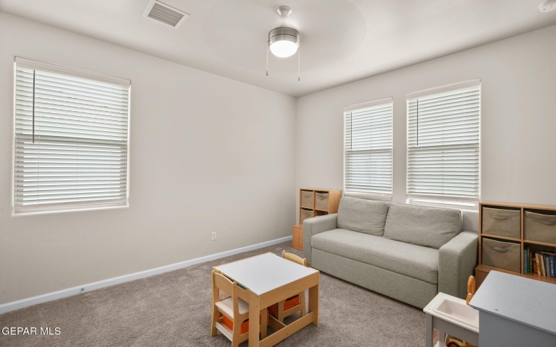 951 MUKER Place, El Paso, TX 79928, 4 Habitaciones Habitaciones , ,2 BañosBaños,Residential,En Venta,951 MUKER Place,0,933985