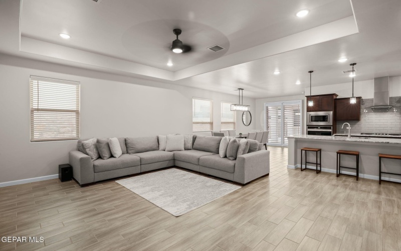 951 MUKER Place, El Paso, TX 79928, 4 Habitaciones Habitaciones , ,2 BañosBaños,Residential,En Venta,951 MUKER Place,0,933985