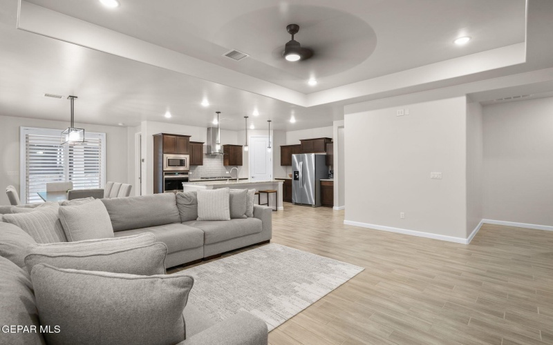 951 MUKER Place, El Paso, TX 79928, 4 Habitaciones Habitaciones , ,2 BañosBaños,Residential,En Venta,951 MUKER Place,0,933985