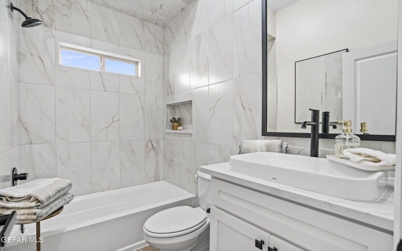 3852 Belief Lane, El Paso, TX 79938, 3 Bedrooms Bedrooms, ,2 BathroomsBathrooms,Residential,For Sale,3852 Belief Lane,0,934007