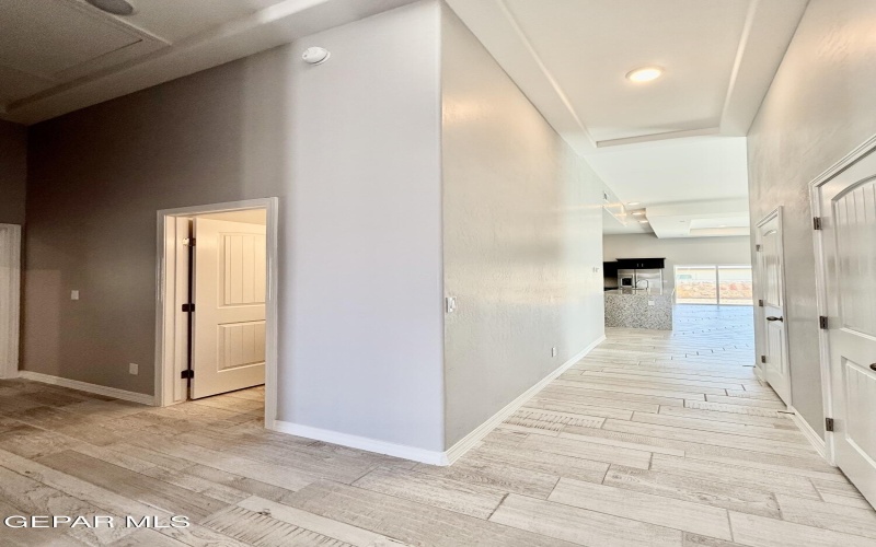 15136 AMBITION Avenue, El Paso, TX 79938, 5 Habitaciones Habitaciones , ,3 BañosBaños,Residential,En Venta,15136 AMBITION Avenue,0,934011