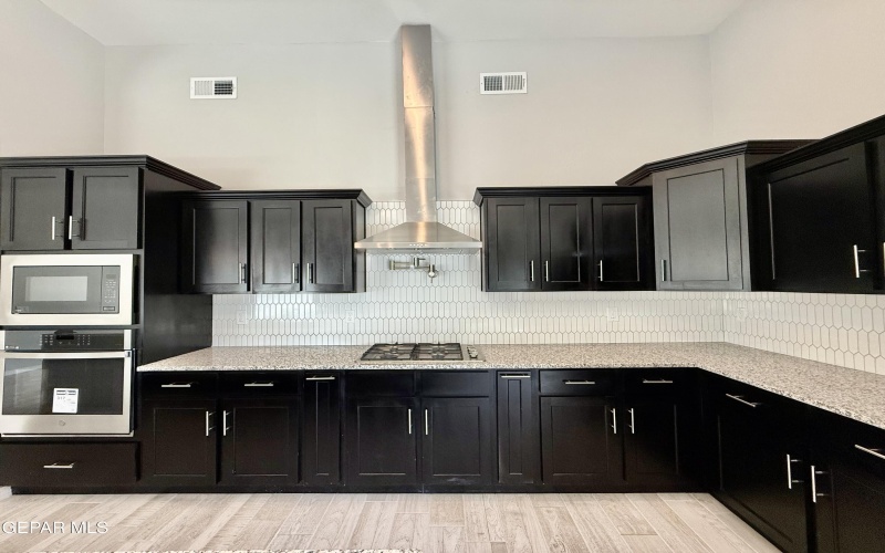 15136 AMBITION Avenue, El Paso, TX 79938, 5 Habitaciones Habitaciones , ,3 BañosBaños,Residential,En Venta,15136 AMBITION Avenue,0,934011