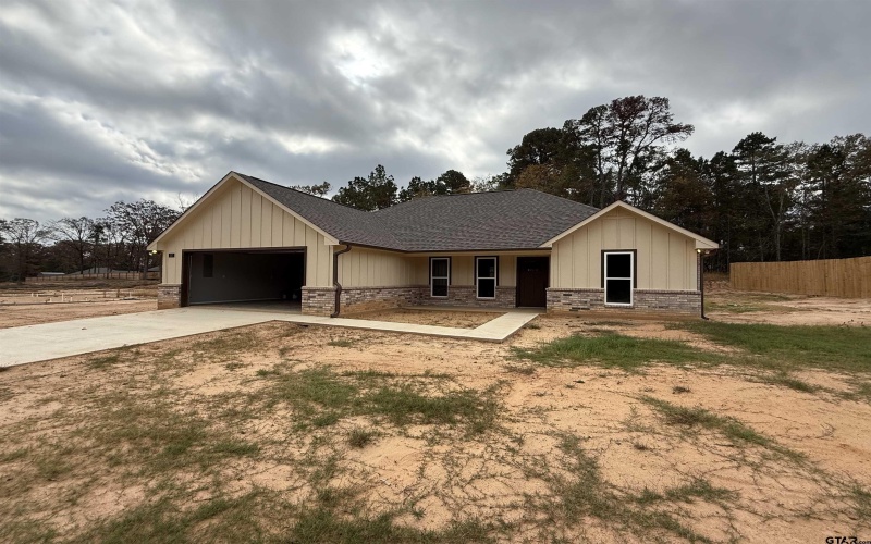 357 PR 6292, Mineola, TX 75773, 3 Bedrooms Bedrooms, ,2 BathroomsBathrooms,Residential,For Sale,357 PR 6292,0,25016924
