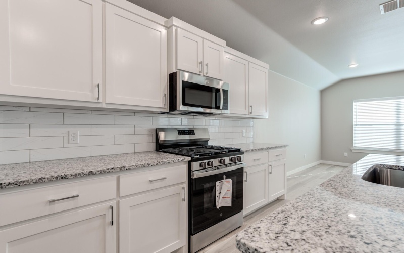 7031 25th Street, Lubbock, TX 79407, 3 Bedrooms Bedrooms, ,2 BathroomsBathrooms,Residential,For Sale,7031 25th Street,0,202563305