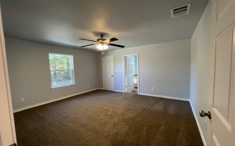 1811 Morgan Street, Greenville, TX 75401, 3 Habitaciones Habitaciones , ,2 BañosBaños,Residential,En Venta,1811 Morgan Street,20866648