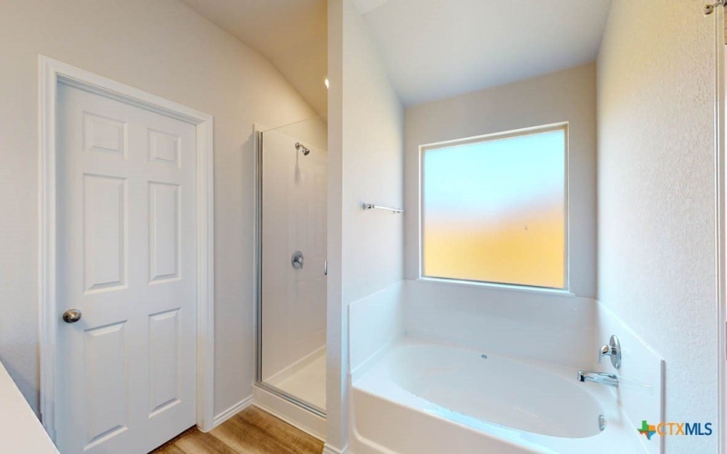 241 Dewey Drive, Killeen, TX 76549, 5 Bedrooms Bedrooms, ,3 BathroomsBathrooms,Residential,For Sale,241 Dewey Drive,0,598444