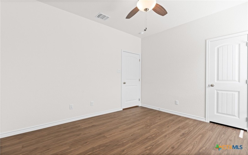 5308 Rose Garden Loop, Killeen, TX 76542, 3 Bedrooms Bedrooms, ,2 BathroomsBathrooms,Residential,For Sale,5308 Rose Garden Loop,0,598460