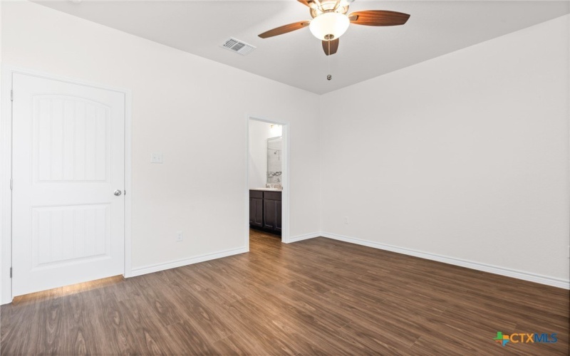 5308 Rose Garden Loop, Killeen, TX 76542, 3 Bedrooms Bedrooms, ,2 BathroomsBathrooms,Residential,For Sale,5308 Rose Garden Loop,0,598460