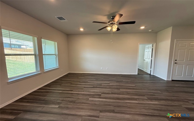 1426 Piedmont Street, Temple, TX 76504, 3 Bedrooms Bedrooms, ,2 BathroomsBathrooms,Residential,For Sale,1426 Piedmont Street,0,598469