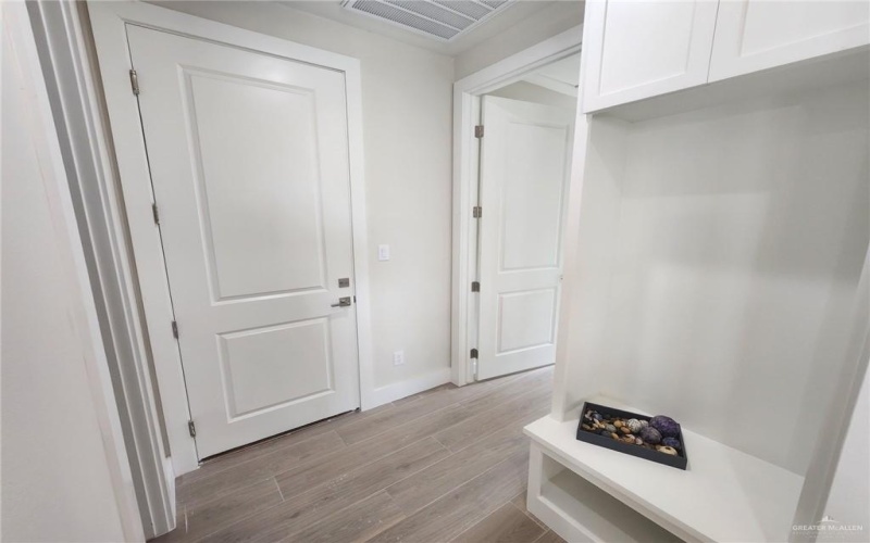 2529 Trinity Avenue, McAllen, TX 78504, 3 Bedrooms Bedrooms, ,3 BathroomsBathrooms,Residential,For Sale,2529 Trinity Avenue,0,487522