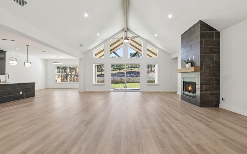 125 Colby Canyon Drive, Burnet, TX 78611, 4 Bedrooms Bedrooms, ,3 BathroomsBathrooms,Residential,For Sale,125 Colby Canyon Drive,0,175746