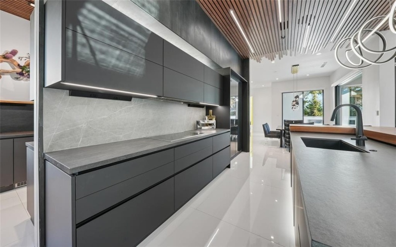 2104 Ainsley Court, Westlake, TX 76262, 4 Bedrooms Bedrooms, ,5 BathroomsBathrooms,Residential,For Sale,2104 Ainsley Court,0,21116929