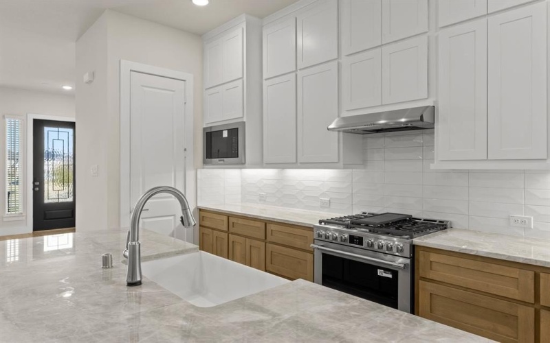 1838 Wittington Place, Farmers Branch, TX 75234, 3 Habitaciones Habitaciones , ,2 BañosBaños,Residential,En Venta,1838 Wittington Place,0,21117171