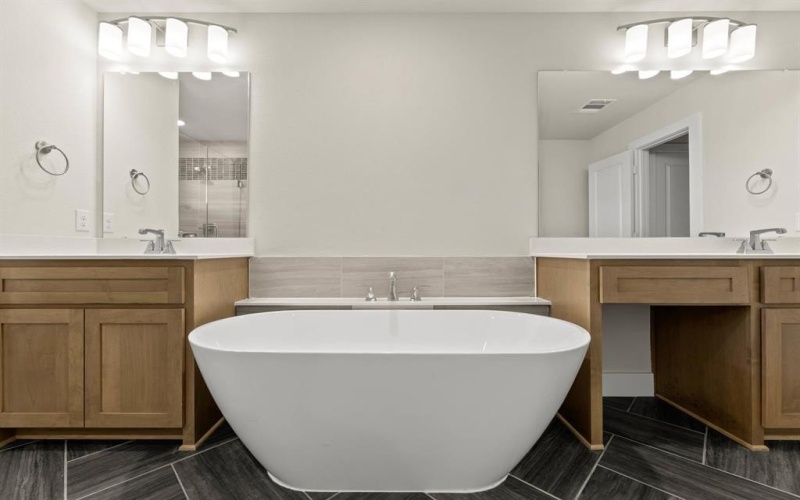 1838 Wittington Place, Farmers Branch, TX 75234, 3 Habitaciones Habitaciones , ,2 BañosBaños,Residential,En Venta,1838 Wittington Place,0,21117171