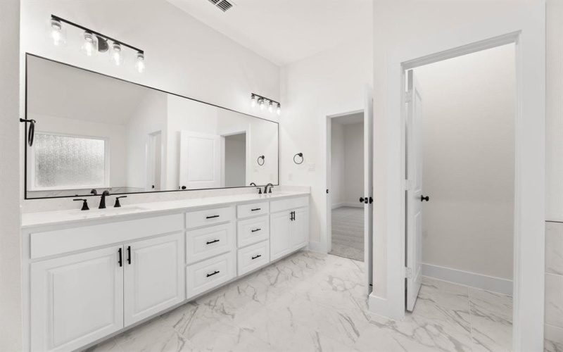 1027 Arbor Hills Court, Poolville, TX 76487, 4 Bedrooms Bedrooms, ,3 BathroomsBathrooms,Residential,For Sale,1027 Arbor Hills Court,0,21117182