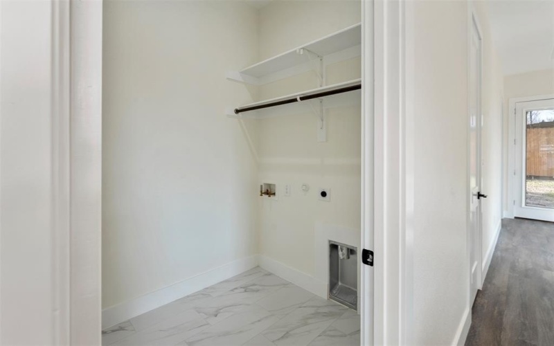 804 N Needmore, Athens, TX 75751, 3 Bedrooms Bedrooms, ,2 BathroomsBathrooms,Residential,For Sale,804 N Needmore,0,21117247