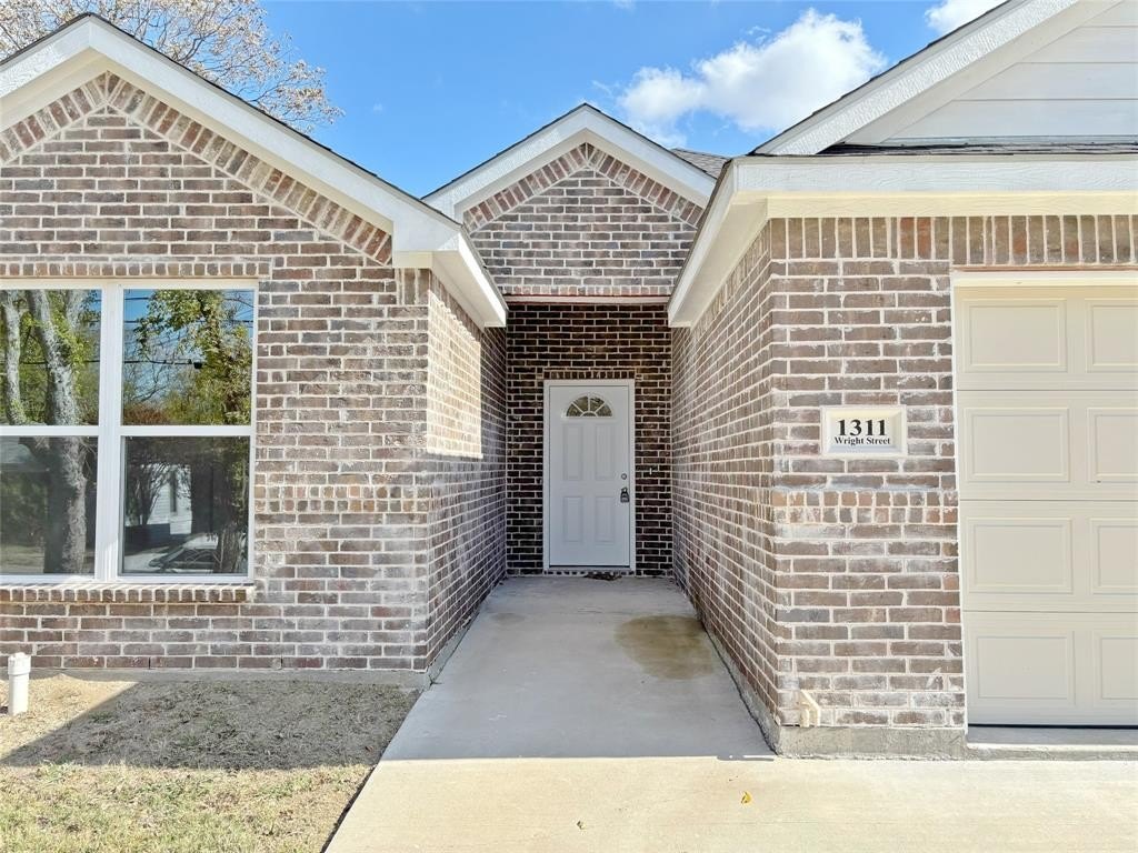 1311 Wright Street, Greenville, TX 75401, 3 Habitaciones Habitaciones , ,2 BañosBaños,Residential,En Venta,1311 Wright Street,0,21117494