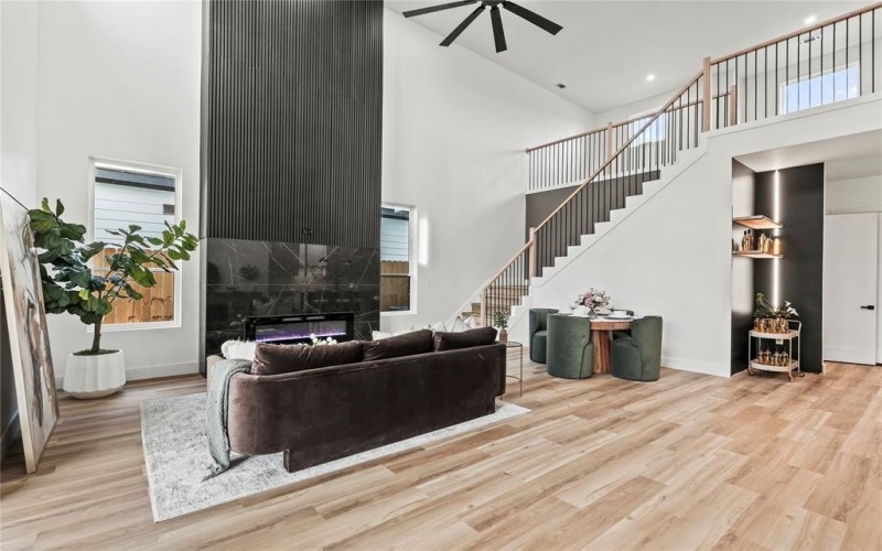 2401 Peabody Avenue, Dallas, TX 75215, 5 Habitaciones Habitaciones , ,3 BañosBaños,Residential,En Venta,2401 Peabody Avenue,0,21117496