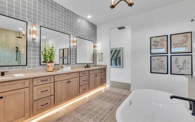 317 Bee Balm Road, McKinney, TX 75071, 4 Habitaciones Habitaciones , ,5 BañosBaños,Residential,En Venta,317 Bee Balm Road,0,21117548