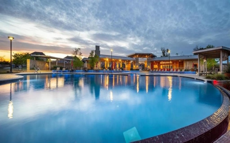 317 Bee Balm Road, McKinney, TX 75071, 4 Habitaciones Habitaciones , ,5 BañosBaños,Residential,En Venta,317 Bee Balm Road,0,21117548