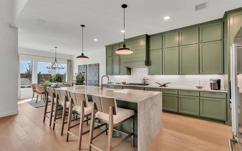 317 Bee Balm Road, McKinney, TX 75071, 4 Habitaciones Habitaciones , ,5 BañosBaños,Residential,En Venta,317 Bee Balm Road,0,21117548