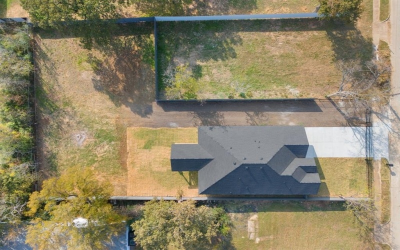 1607 Amanda Avenue, Fort Worth, TX 76105, 3 Bedrooms Bedrooms, ,2 BathroomsBathrooms,Residential,For Sale,1607 Amanda Avenue,0,21117642