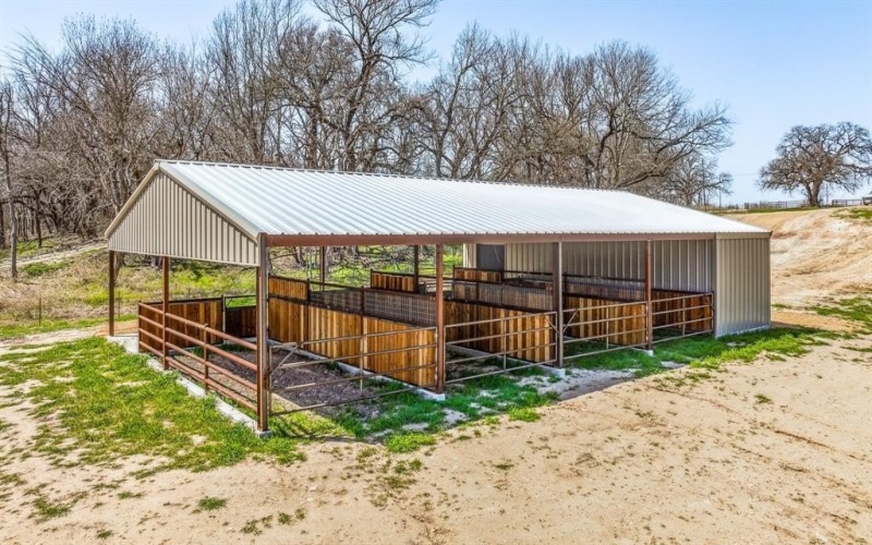 1704 E Fm 1188, Bluff Dale, TX 76433, 3 Habitaciones Habitaciones , ,2 BañosBaños,Residential,En Venta,1704 E Fm 1188,0,21117809