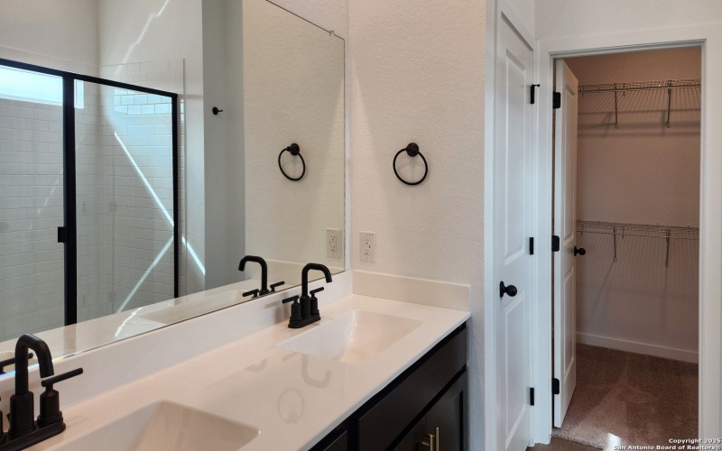 13128 Glynlea Rd, San Antonio, TX 78245, 5 Bedrooms Bedrooms, ,3 BathroomsBathrooms,Residential,For Sale,13128 Glynlea Rd,0,1909476