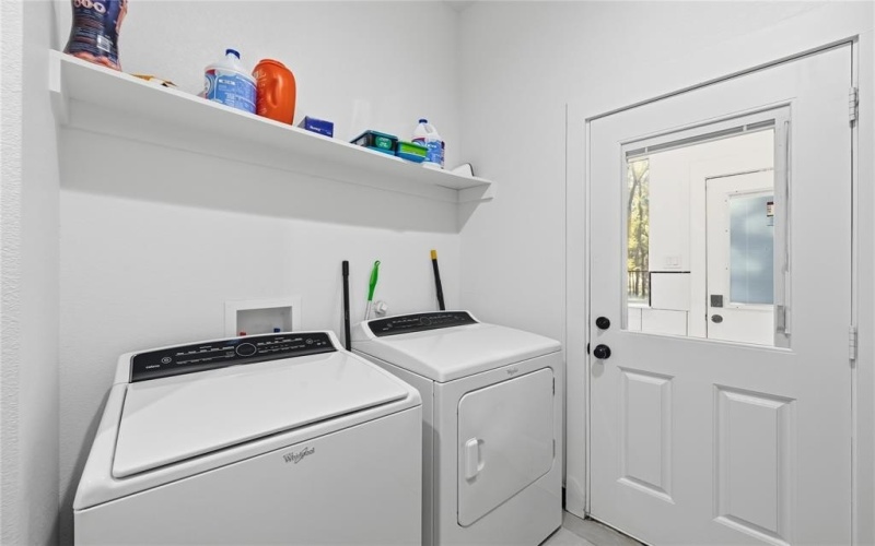 2303 Timber Creek Court, Cedar Hill, TX 75104, 4 Habitaciones Habitaciones , ,3 BañosBaños,Residential,En Venta,2303 Timber Creek Court,0,21113247