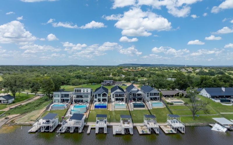 3170 River Oaks Drive, Kingsland, TX 78639, 5 Bedrooms Bedrooms, ,6 BathroomsBathrooms,Residential,For Sale,3170 River Oaks Drive,172676