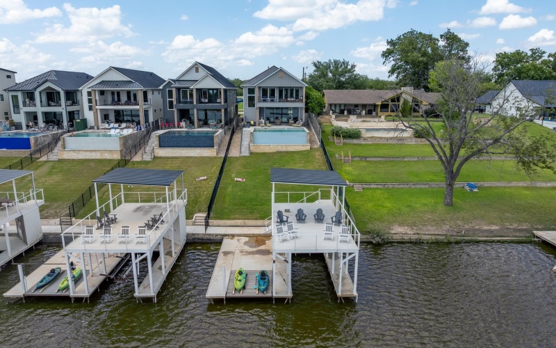 3170 River Oaks Drive, Kingsland, TX 78639, 5 Bedrooms Bedrooms, ,6 BathroomsBathrooms,Residential,For Sale,3170 River Oaks Drive,172676