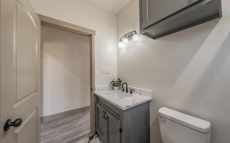 2515 Coyote Trail, Granbury, TX 76048, 3 Habitaciones Habitaciones , ,2 BañosBaños,Residential,En Venta,2515 Coyote Trail,0,21115541