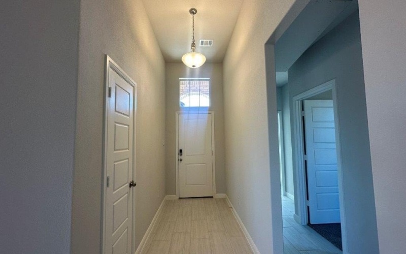 925 BOLL WEEVIL Drive, Cleburne, TX 76031, 4 Habitaciones Habitaciones , ,2 BañosBaños,Residential,En Venta,925 BOLL WEEVIL Drive,0,21116317