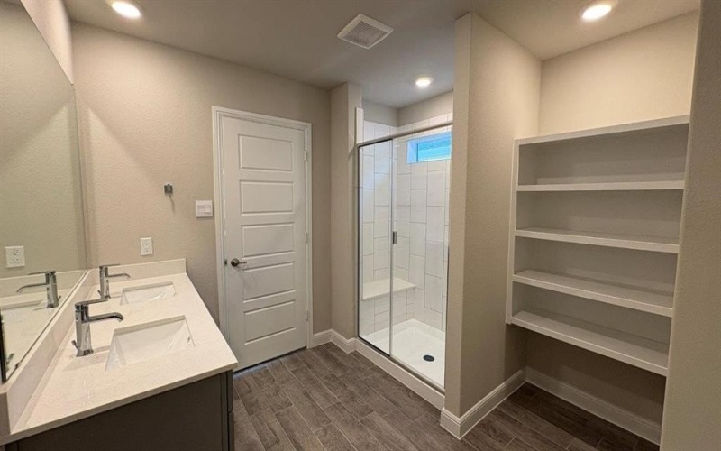 1161 KEYSTONE Drive, Granbury, TX 76048, 4 Bedrooms Bedrooms, ,2 BathroomsBathrooms,Residential,For Sale,1161 KEYSTONE Drive,0,21116533